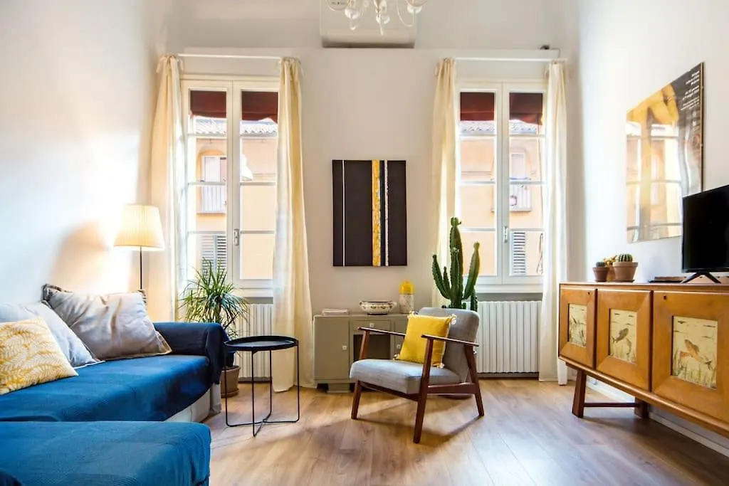 Intimo E Piacevole Loft Nel Cuore Pulsante Del Centro Storicoの連絡先